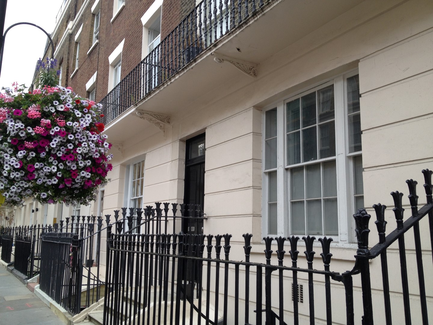 3 things to consider when buying a leasehold property